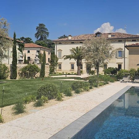 Villa Tosi - Luxury Apartments In Villa Veneta Tregnago Exteriör bild